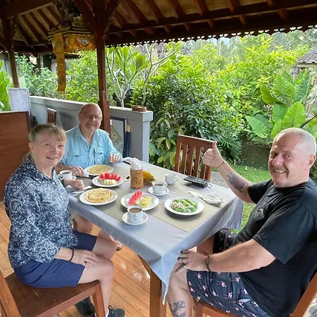 Pondok Indah Homestay